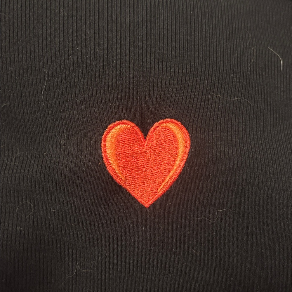 wild fable cropped heart long sleeve - Picture 2 of 4